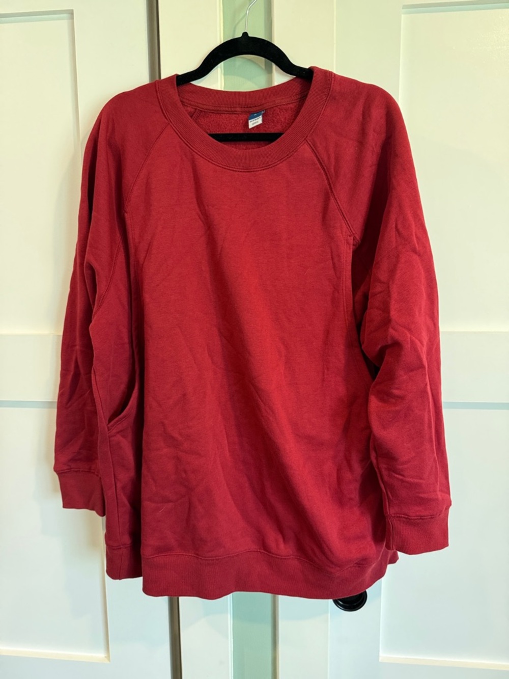 NWOT Old Navy Maternity Red Crewneck Women’s Sweatshirt